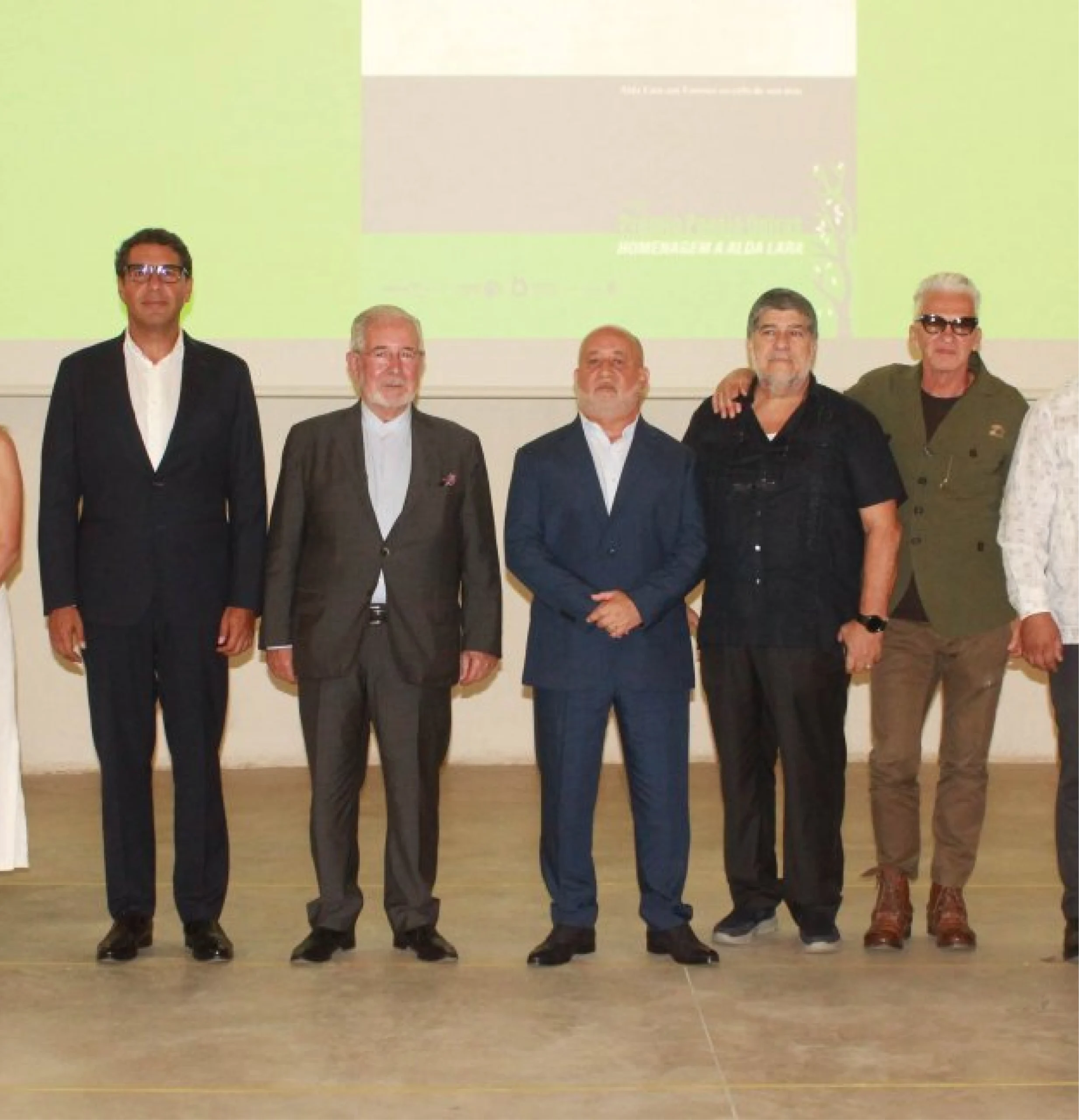 Câmera de Oeirias traz prêmio de Poesia a Benguela